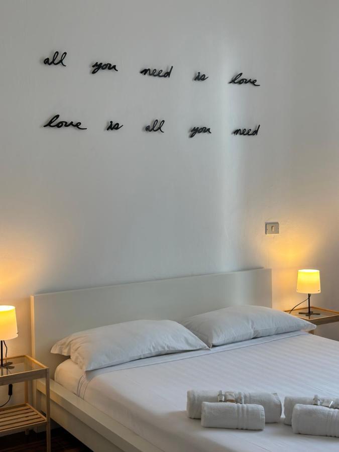 Xenia Apartments - Bright And Elegant Apartment ミラノ エクステリア 写真
