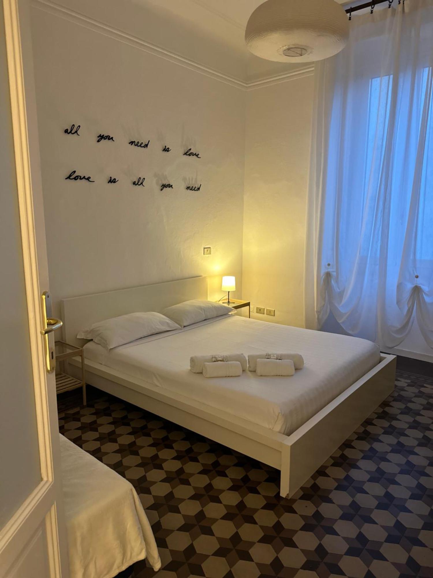 Xenia Apartments - Bright And Elegant Apartment ミラノ エクステリア 写真