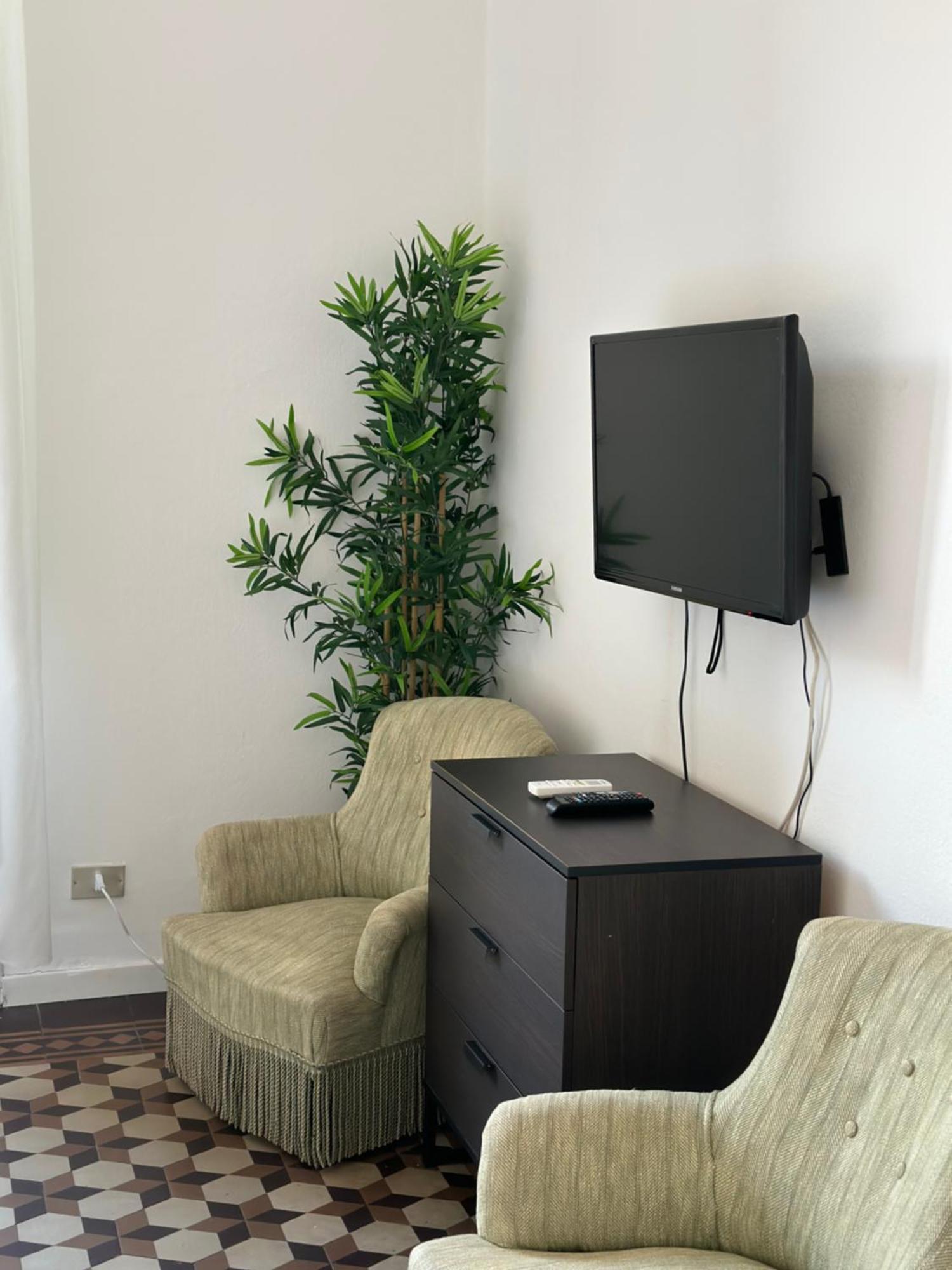 Xenia Apartments - Bright And Elegant Apartment ミラノ エクステリア 写真