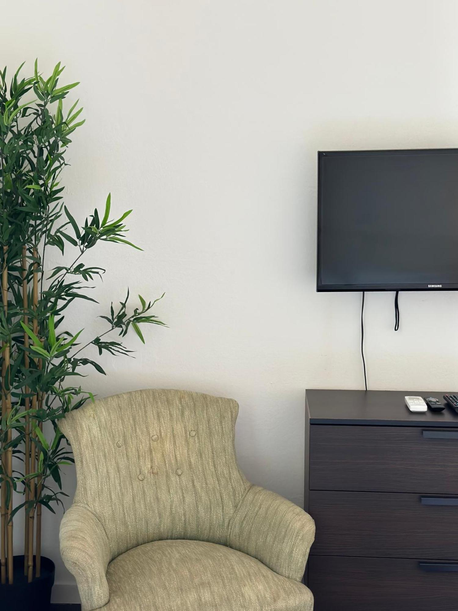 Xenia Apartments - Bright And Elegant Apartment ミラノ エクステリア 写真